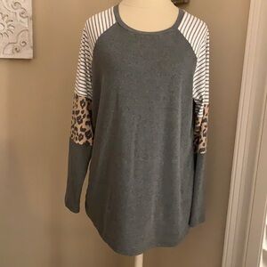 AYIFU long sleeve knit shirt